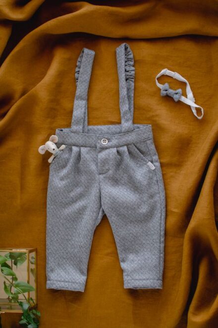 eleganckie spodnie chłopięce z szelkami z wełny merino na jesień i zimę lilen