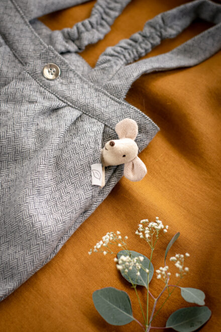 spodnie z szelkami dla chłopca eleganckie na chrzest roczek szare szyte w polsce lilen