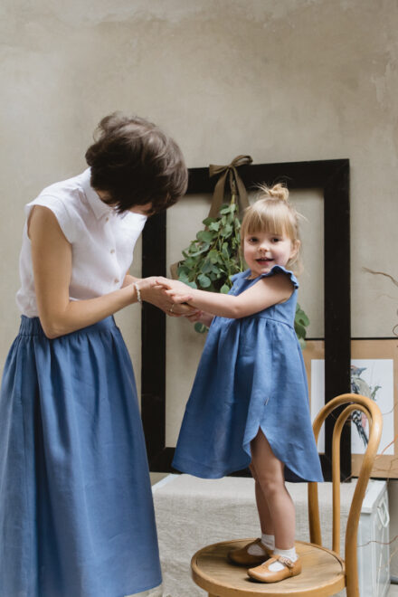 zestaw dla mamy i córki na roczek w kolorze niebieskim lilen