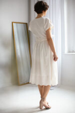 biała elegancka sukienka na chrzest i do karmienia dla mamy midi lilien