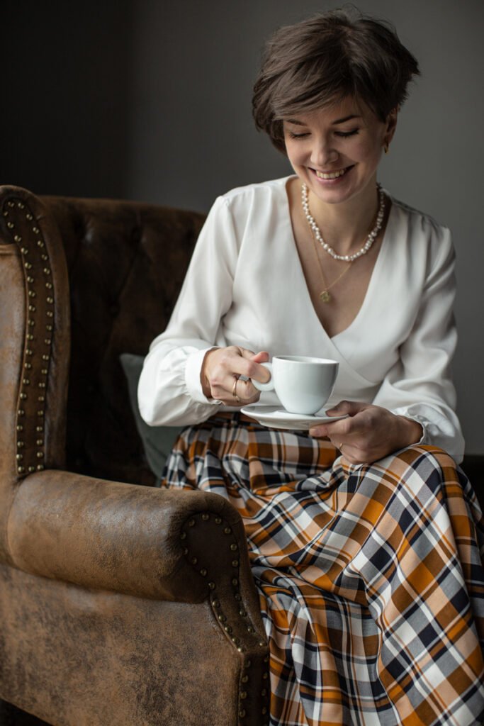 Spódnica-z-wiskozy-w-kratę-w-jesiennych-kolorach-Lilen Spódnica na jesień - 100% wiskozy