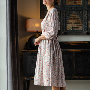 elegancka-sukienka-do-karmienia-na-chrzest-lilen sukienka dla mamy na chrzest z funkcją karmienia lilen