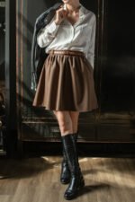 wełniana spódniczka mini brązowa czekoladowa z wełny merino polska marka