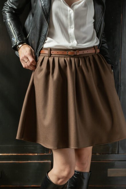 elegancka spódniczka mini merino wełniana brązowa czekoladowa szyta w polsce