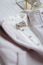 elegancki płaszczyk dla chłopca do chrztu lilen