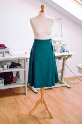 spódnica wełniana butelkowa zieleń midi