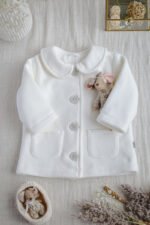 bawełniany polarowy płaszcz do chrztu dla dziewczynki śmietankowy ecru