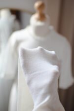 rajtuzki komunijne dla dziewczynki złamana biel wełna merino śmietankowa lilen