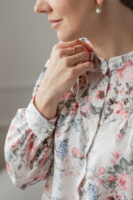 Koszula ze stójką Peony Rose - obrazek 2