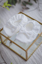 buty do chrztu dla dziewczynki śmietankowe białe z kokardką lilen