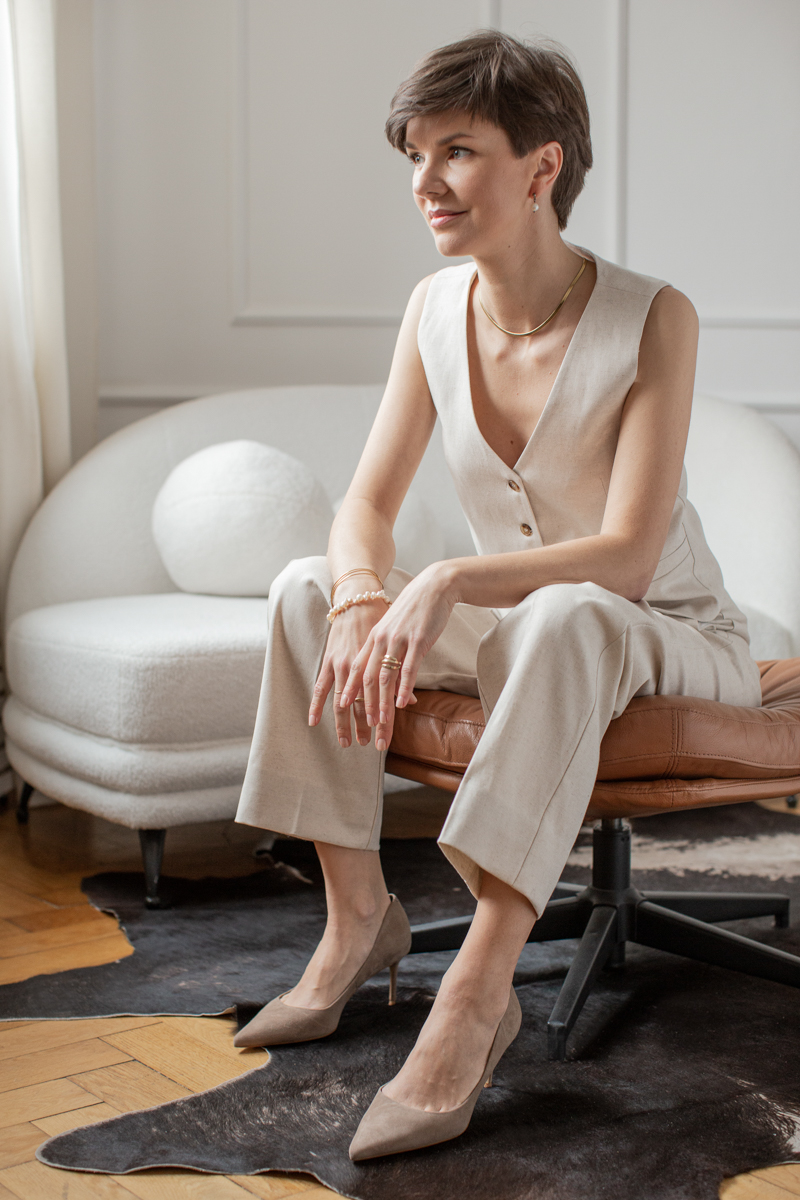 garnitur-damski-w-jodelke elegancki garnitur damski na lato na komunię z kamizelką polska marka lilen