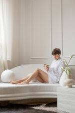 piżama lniana biała dla mamy karmiącej oversize polska marka premium