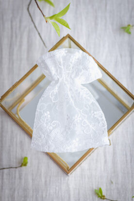 koronkowa profitka okapnik ozdoba do świecy na chrzest