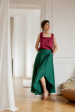 lniana spódnica maxi z wiązaniem z boku ciemno zielona polska marka lniany burgundowy bordowy top damski na szerokich ramiączkach lniana marka lilen