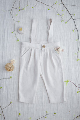 jasne spodnie z szelkami dla chłopca wizytowe lniane beżowe