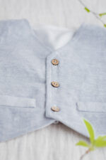 błękitna kamizelka niemowlęca dla chłopac na chrzest