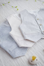 kamizelka dla chłopca na chrzest szara beżowa niebieska błękitna